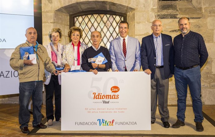 Conmemoración del 50 aniversario de la Fundación Idiomas 