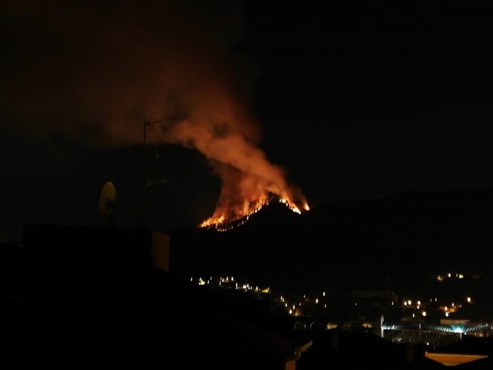 Incendio en San Esteban, Redondela (Pontevedra)