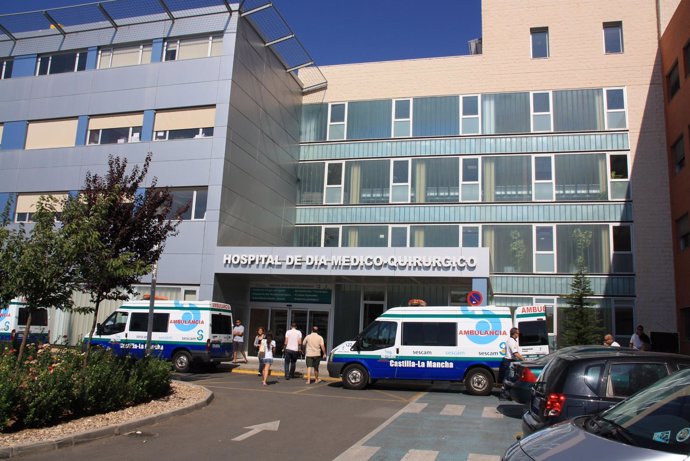 Fachada hospital Mancha Centro