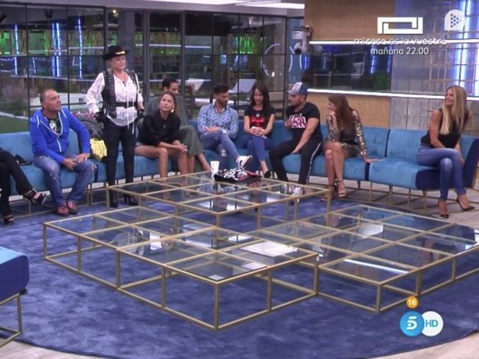 Expulsión Aramís