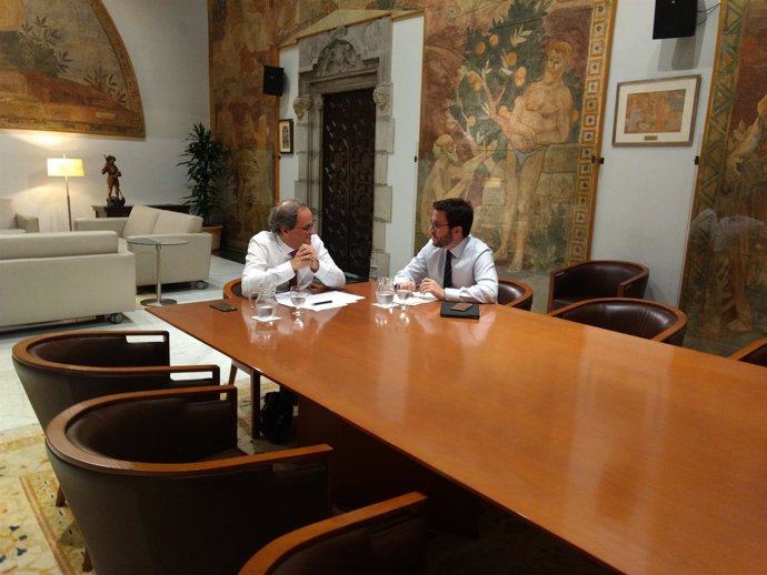 El presidente de la Generalitat, Quim Torra, y el vicepresidente, Pere Aragonès