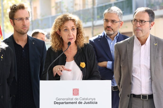 La consellera de Justicia Ester Capella y el director de Prisiones Amand Calderó
