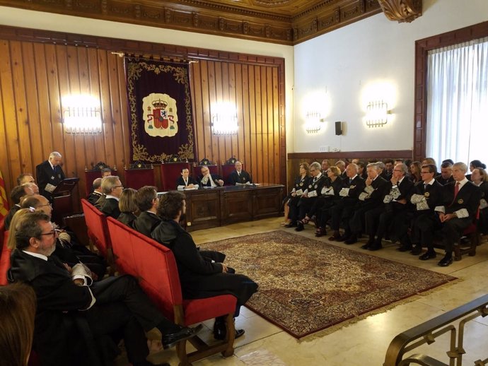 De la Oliva preside la apertura del Año Judicial 2018-2019