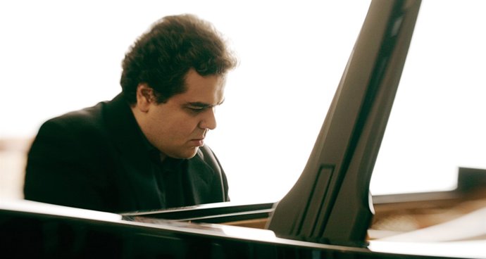 Acadi Volodos, pianista