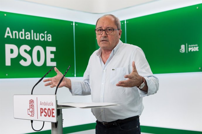 El secretario de Organización del PSOE de Andalucía, Juan Cornejo