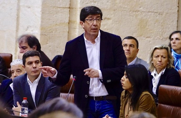 Juan Marín, ante el Pleno del Parlamento