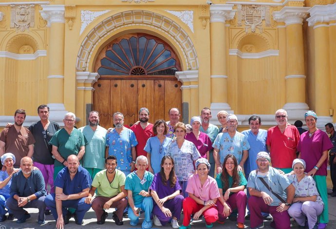 Participantes en la decimosexta expedición de ayuda de Quesada Solidaria.