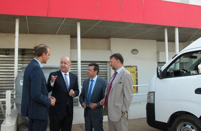 Visita a cadena de supermercados