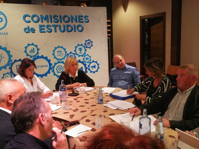 Reunión Comisión de Estudios del PP de Asturias