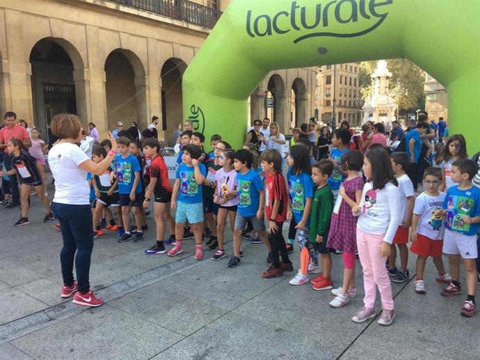 V Carrera Solidaria de la Asociación Navarra de Autismo en Pamplona