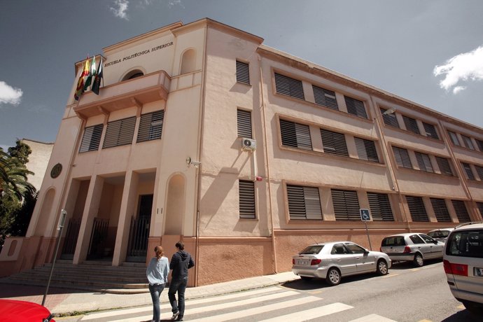 Antiguo edificio de la Escuela Politécnica Superior de Linares.