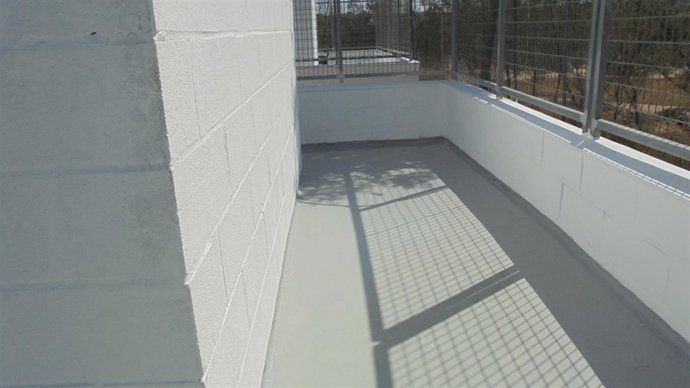 Actuación en el refugio de animales de Valverde del Camino    