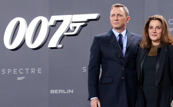  Barbara Broccoli Y Daniel Craig En El Estreno De James Bond Spectre