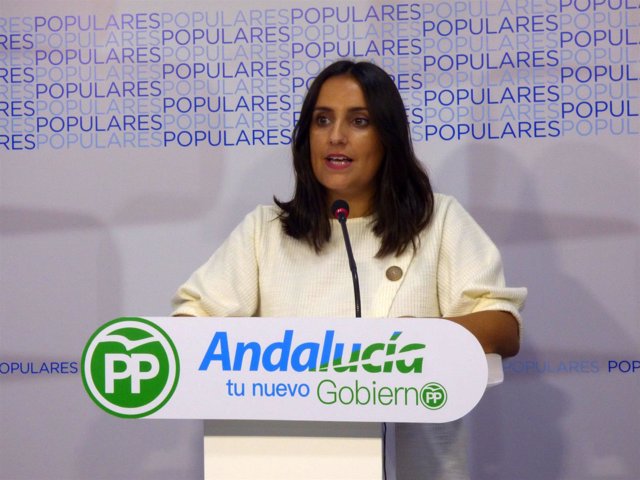 Beatriz Jurado en la sede del PP