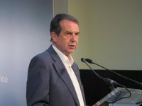 Caballero pide la dimisión del alcalde de Vilanova e insta al PP a pronunciarse