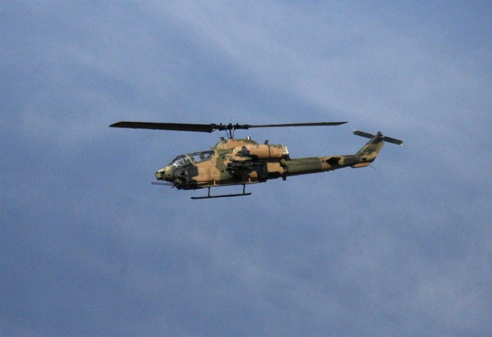 Helicóptero militar turco en operaciones contra el PKK