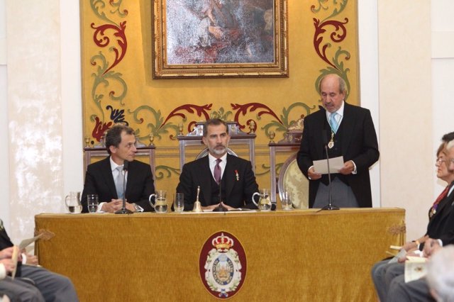 El Rey Preside El Acto De Apertura Del Curso De Las Reales Academias