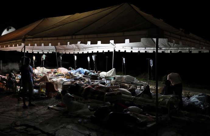 Centro de atención a las víctimas del último terremoto en Haití