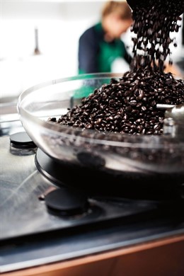 Starbucks donará 20 millones de dólares a caficultores