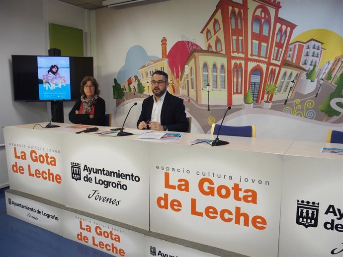 Merino informa de las Becas Inicia