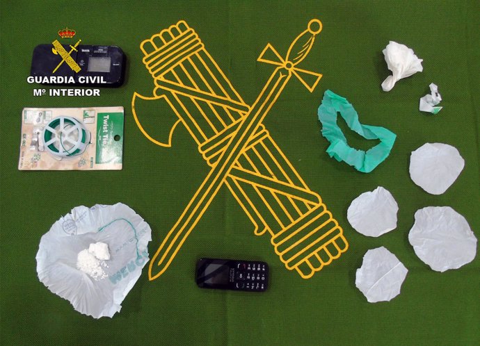 Guardia Civil desmantela en Bullas un activo punto de venta de cocaína 