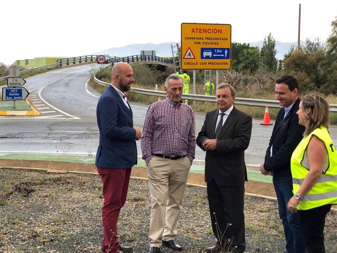 Valverde, junto con Martínez y Hernández