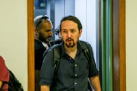 Iglesias apela a la confluencia ante el "clientelismo corrupto del susanismo" y Cs, "que quiere enseñar a pescar"
