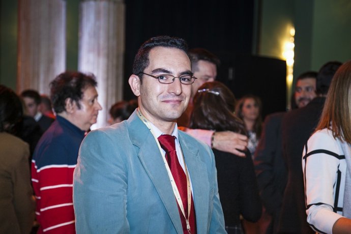 [Grupoalmeria] Fwd: Nota De Prensa Premios Enfermeria En Desarrollo