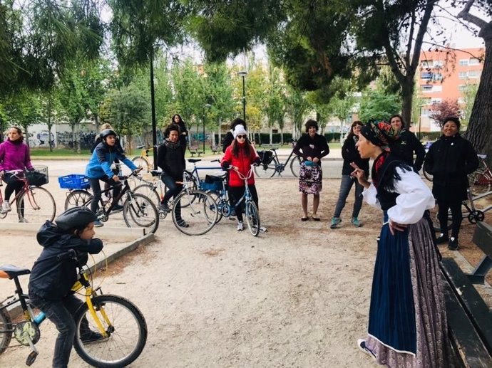 Rutas culturales en bici 'Zaragoza con nombre de mujer' 