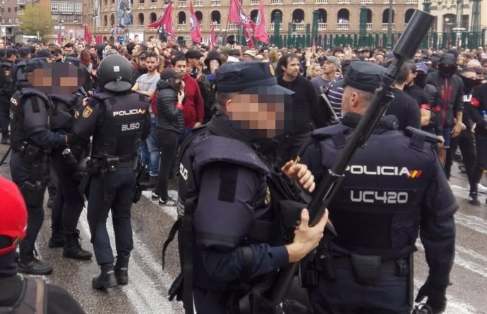 Despliegue policial en València por el 9 d'Octubre 