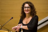 Montero dice que impulsarán todas las iniciativas políticas posibles para acabar con el veto del Senado