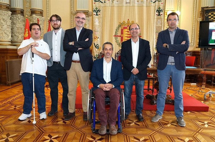 Presentación de la web y app accesibles de Auvasa. 10-10-2018