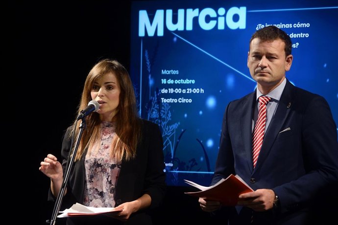 Los concejales Rebeca Pérez y Marco Antonio Fernández