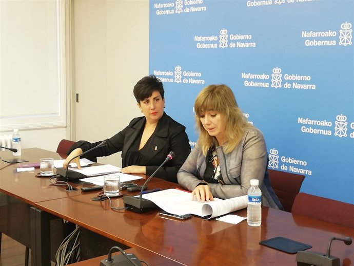 María Solana (i) y Ana Ollo, consejeras del Gobierno de Navarra.