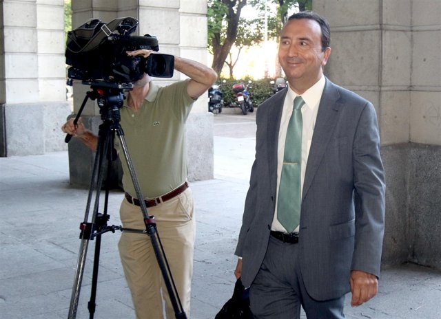 El magistrado Juan Antonio Calle, presidente del tribunal de los ERE