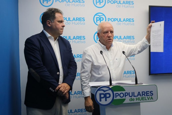 El portavoz del PP en el Ayuntamiento de Alosno, Pedro Ingles.