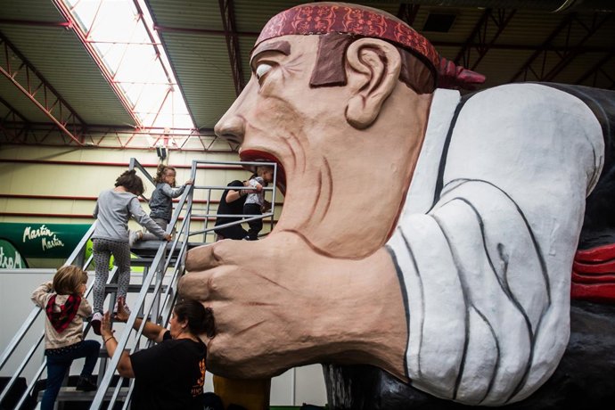 Atracción infantil del Tragachicos en la 78 Feria General