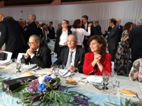 Carmen Calvo traslada a Pere Aragonès las posibilidades para Catalunya si hay PGE y ve predisposición en ERC