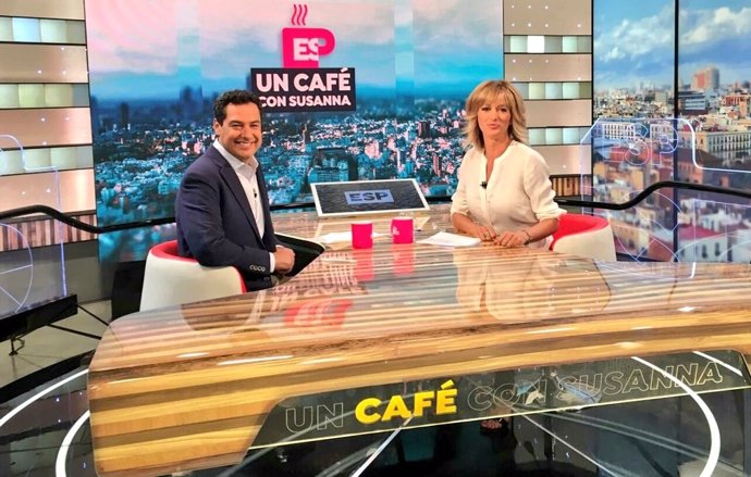 Juanma Moreno entrevistado en Antena 3 TV