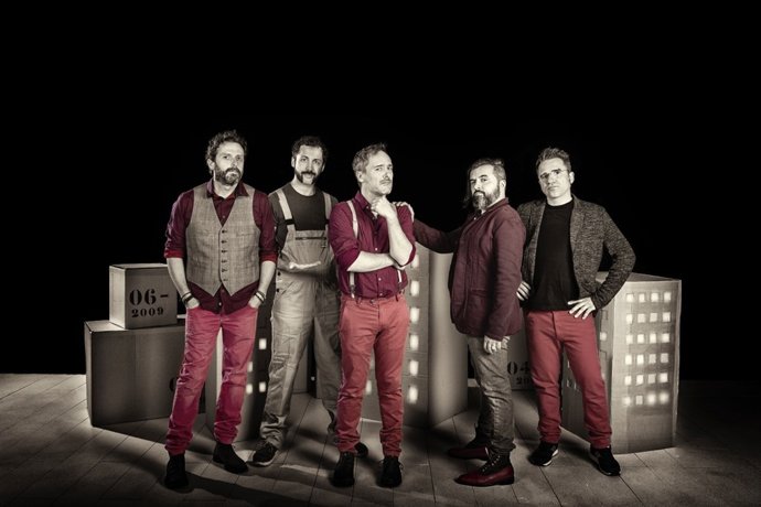 Love Of Lesbian grupo indie actúan en el cervantes de málaga