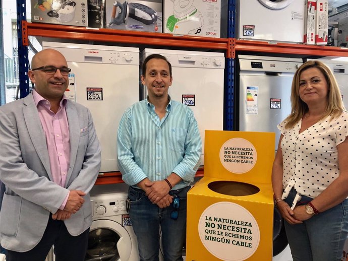 Alcalá de Guadaíra crea conciencia del reciclaje de pequeños electrodomésticos