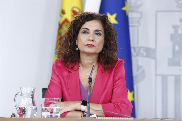 La ministra de Hacienda, María Jesús Montero, tras el Consejo de Ministros