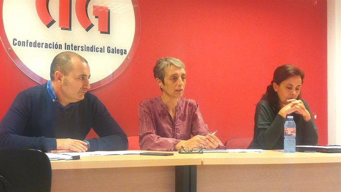 Representantes de CIG-Banca en rueda de prensa.