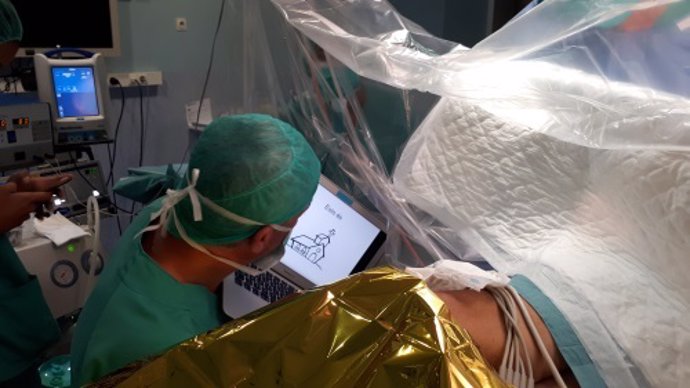 Cirugía de mapeo cerebral en el Hospital Josep Trueta de Girona