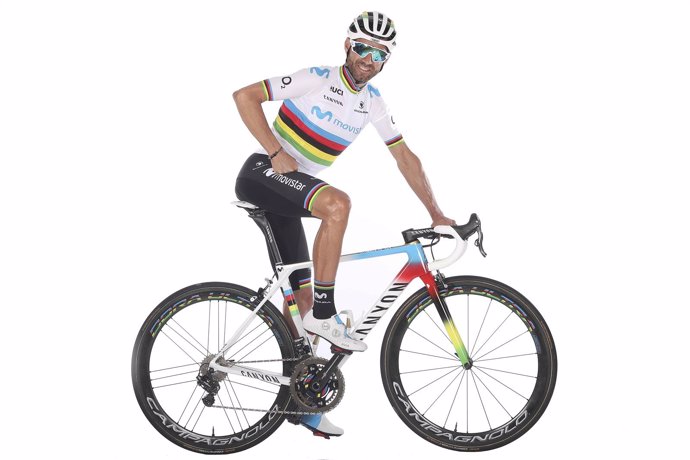 Alejandro Valverde con su bicicleta