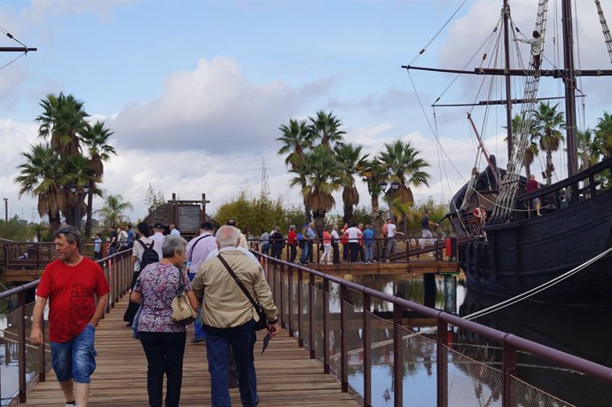 El Muelle de las Carabelas en el Día de la Hispanidad
