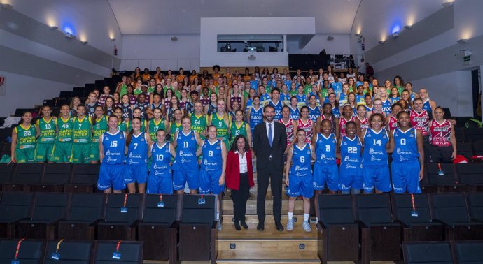 Liga DIA, presentación baloncesto femenino