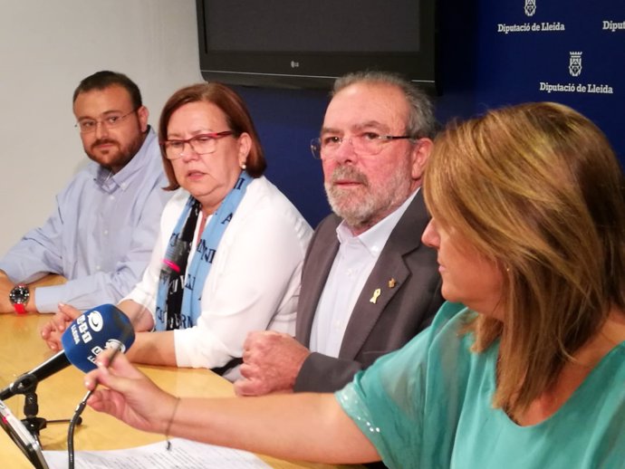 Gerard Sabarich, Rosa Perelló, Joan Reñé y Rosa Pujol, el 2 de octubre