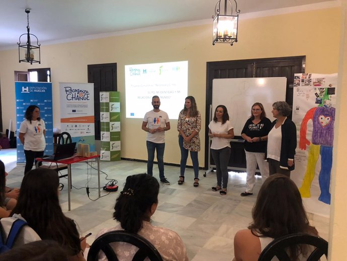 La Diputación de Huelva forma a jóvenes del programa 'Reconocer y Cambiar'