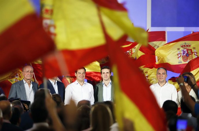 En Málaga, el presidente del PP, Pablo Casado, y el del PP-A, Juanma Moreno
